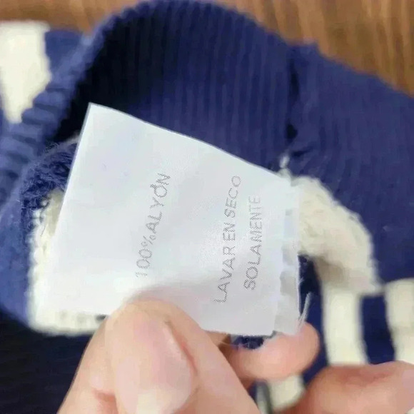 Voy Los Angeles Navy Striped Women's Sweater Top size L - Picture 7 of 10